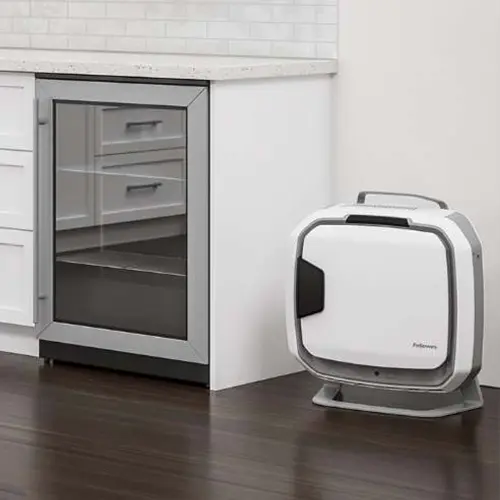 Purificateur d’air Array™ avancé sur pied en situation