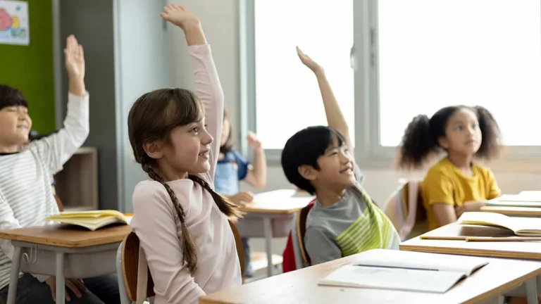 La qualité de l’air intérieur dans les écoles : un enjeu de santé et de réglementation
